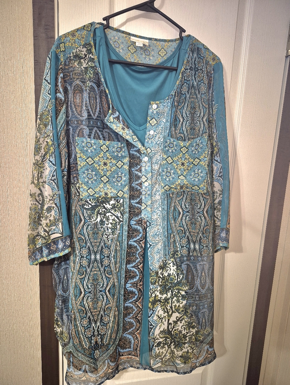 Westport Teal Floral Two Piece Paisley Neckline Top